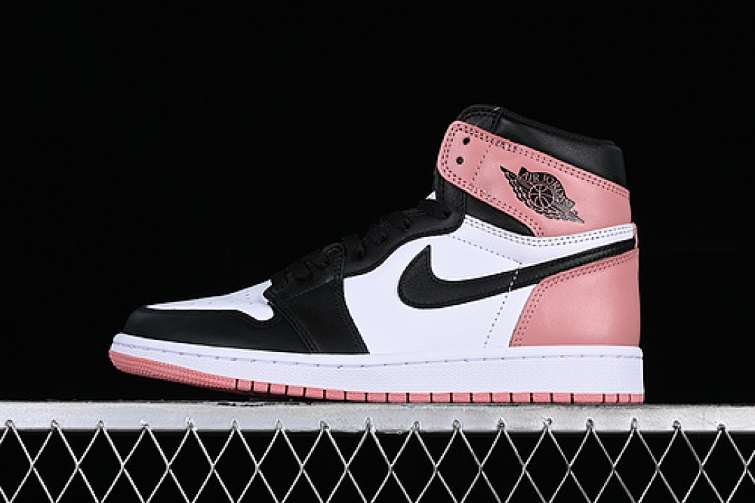 Jordan [861428-101]-[AIR JORDAN 1 RETRO HIGH OG RUST PINK WHITE/BLACK/PINK]-[MAN:40.5-47.5], photo 1