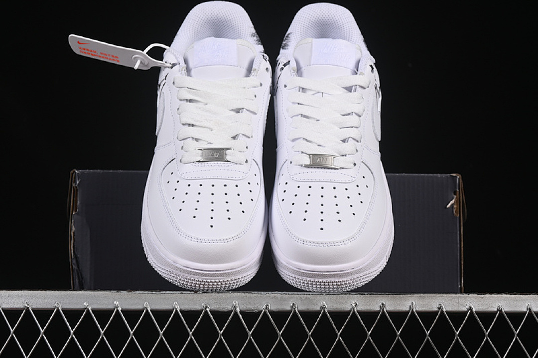 Nike [923044-100]-[CDG SUPREME AIR FORCE 1 07 LOW COMME DES GARCONS SHIRT WHITE/WHITE/WHITE]-[36-45] - Image 13