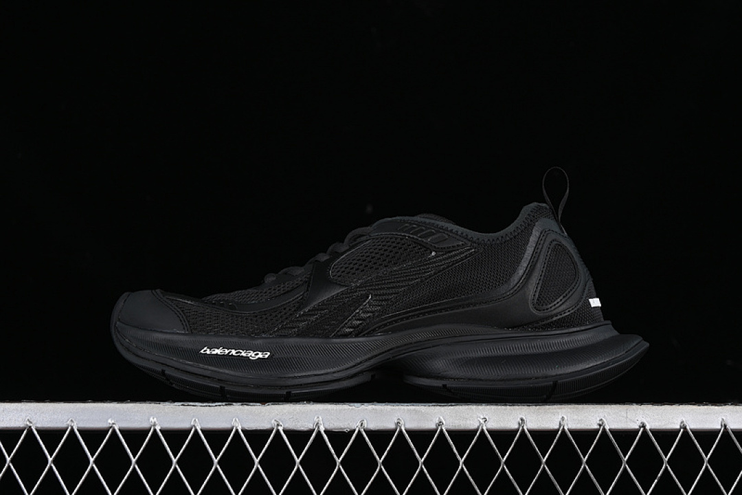 Balenciaga CIRCUIT BLACK · WFLGY1000, photo 1