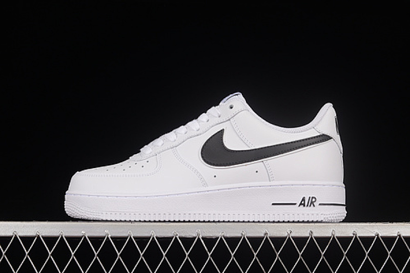Nike Nike AIR FORCE 1 07 LOW WHITE/BLACK/WHITE · AO2423-101, photo 1