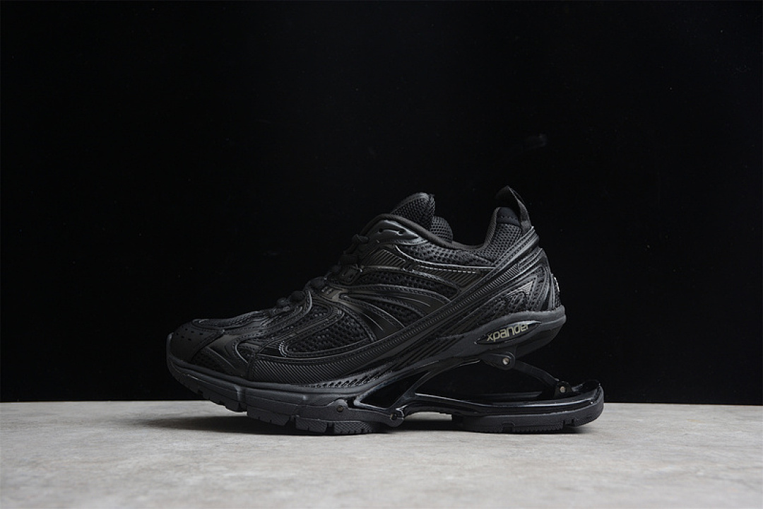 Balenciaga X PANDER SNEAKERS BLACK/BLACK/BLACK · 653870-W2RA2-1000, photo 1