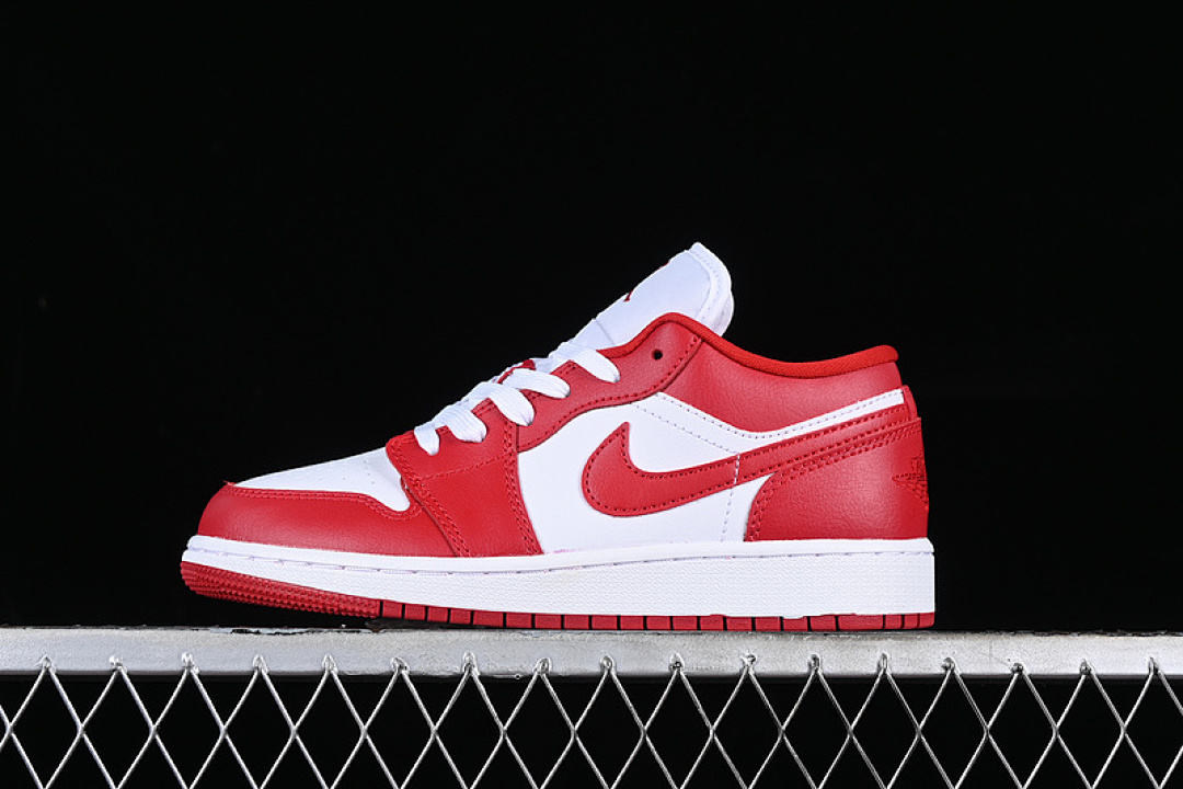 Jordan [553560-611]-[AIR JORDAN 1 LOW SE WHITE/RED]-[WOMAN:35.5-40], photo 1