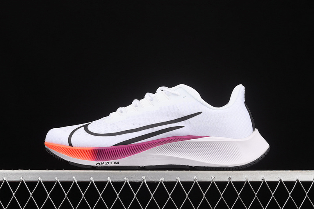 Nike Nike AIR ZOOM PEGASUS 37 WHITE/HYPER VIOLET/SPRUCE AURA/FLASH CRIMSON · BQ9646-103, photo 1