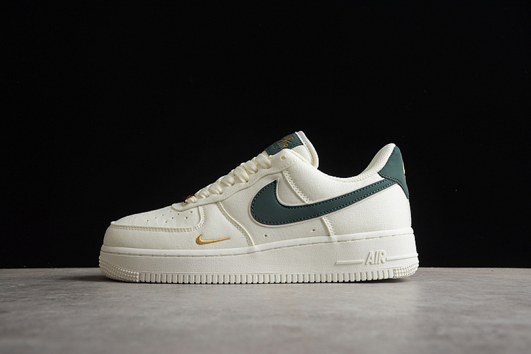 Nike Nike AIR FORCE 1 LOW OFF WHITE/GREEN/GOLD · MN5696-309, photo 1