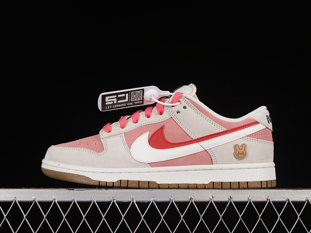 Nike DUNK LOW SE 2023 PINK/GREY/WHITE · DO9457-117, photo 1