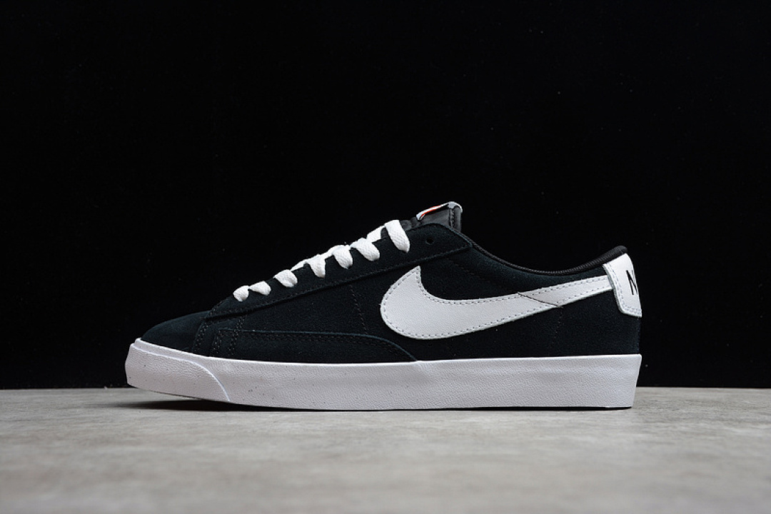 Unbranded [538402-004]-[SB BLAZER LOW PRM VNTG SUEDE BLACK/WHITE]-[WOMAN:36-39]-[MAN:40-45], photo 1