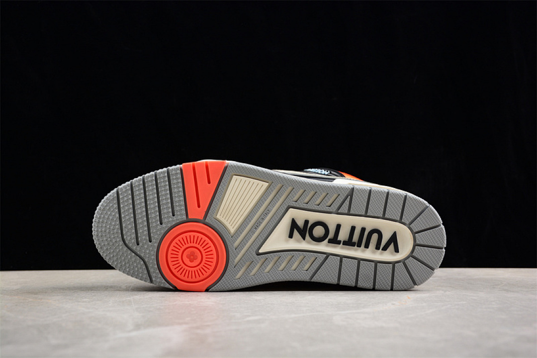 Louis Vuitton [LOUIS VUITTON TRAINER SNEAKER LOW L*V GREY/BLACK/ORANGE]-[WOMAN:35-39]-[MAN:40-45] - Image 14