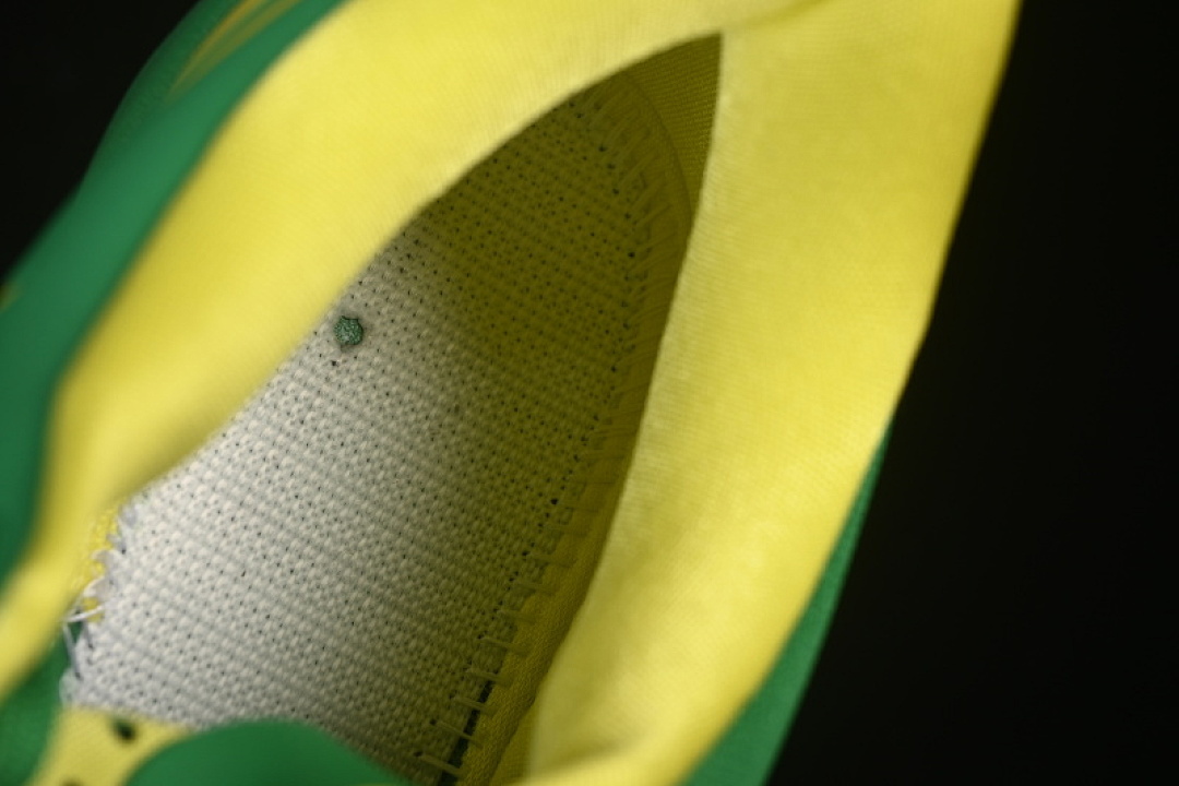 Nike [KOBE 8 SYSTEM GREEN/YELLOW]-[MAN:40-48.5] - Image 11