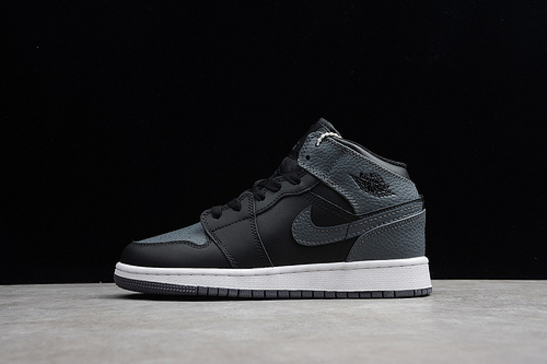 Jordan AIR Jordan RETRO 1 MID BLACK/DARK GREY-SUMMIT WHITE · 554725-041, photo 1