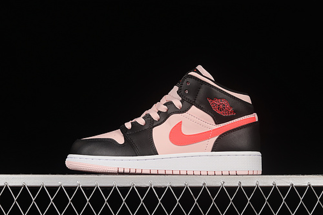 Jordan [554725-604]-[AIR JORDAN 1 MID GS BLACK PINK CRIMSON ATMOSPHERE/INFRARED 23]-[WOMAN:35.5-40], photo 1