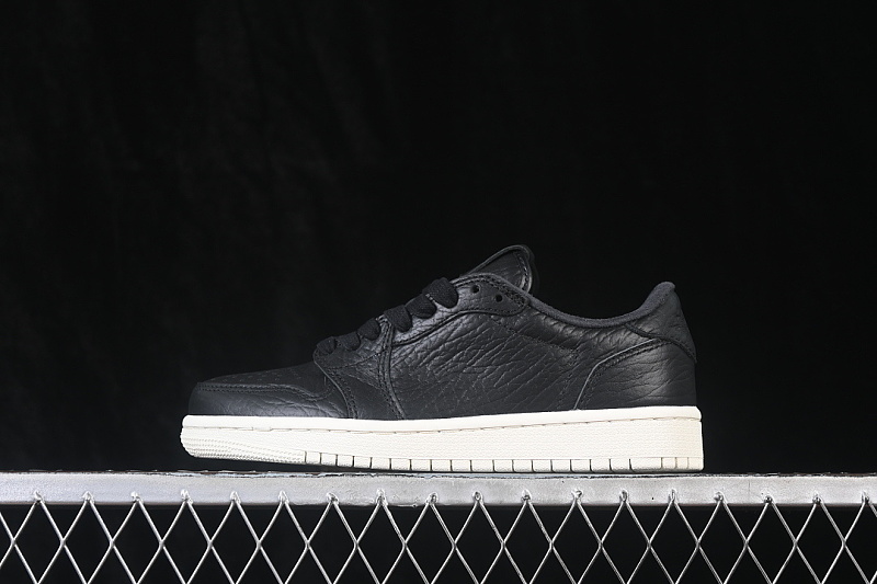 Jordan Jordan 1 RETRO LOW BLACK/BLACK/SAIL · 848775-005, photo 1