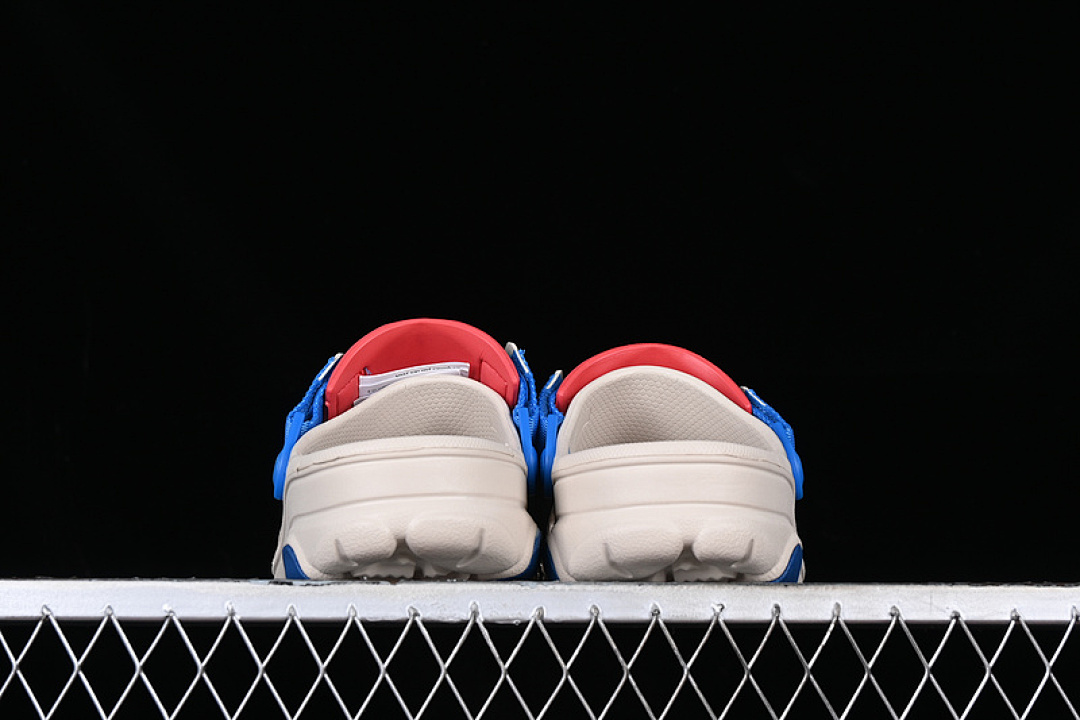 Crocs [CROCS CLASSIC CLOG GREY/BLUE/RED]-[WOMAN:37-39]-[MAN:40-46] - Image 8
