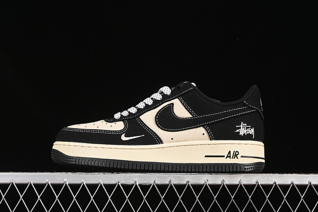 Nike Nike AIR FORCE 1 07 LOW BEIGE/BLACK/GREY · XX3168-156, photo 1