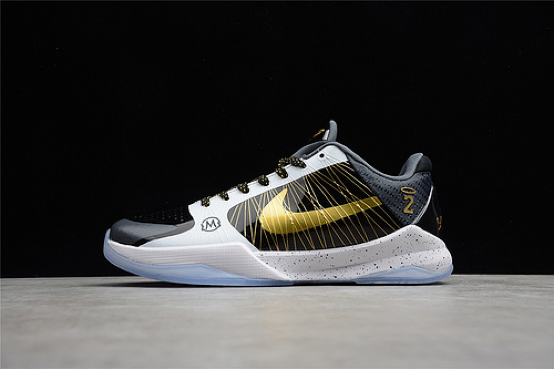 Nike Nike KOBE V PROTRO BLACK/WHITE/GOLD · CD0824-127, photo 1