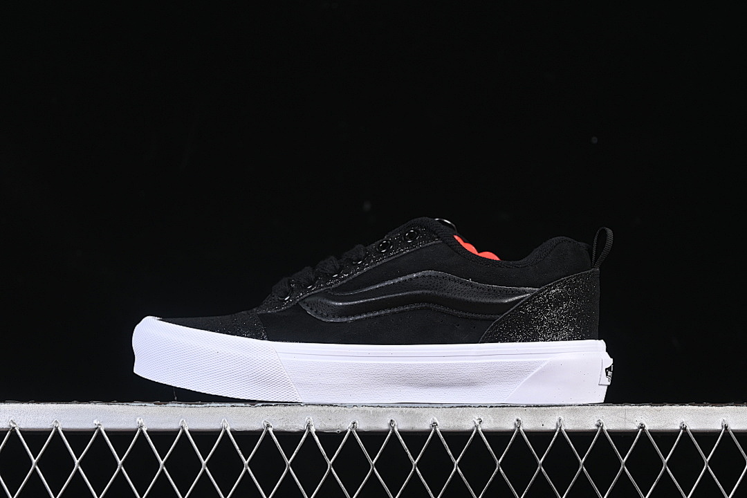 Unbranded [VN000VB4CJK]-[LOW TOP CASUAL SKATE SHOES BLACK/WHITE]-[WOMAN:35-39]-[MAN:40-44], photo 1