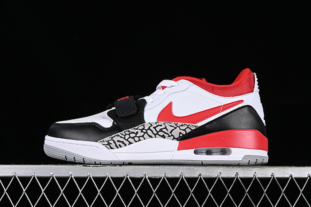Jordan [CD7069-160]-[AIR JORDAN LEGACY AJ312 WHITE/BLACK/RED/GREY]-[WOMAN:36-39]-[MAN:40-46], photo 1