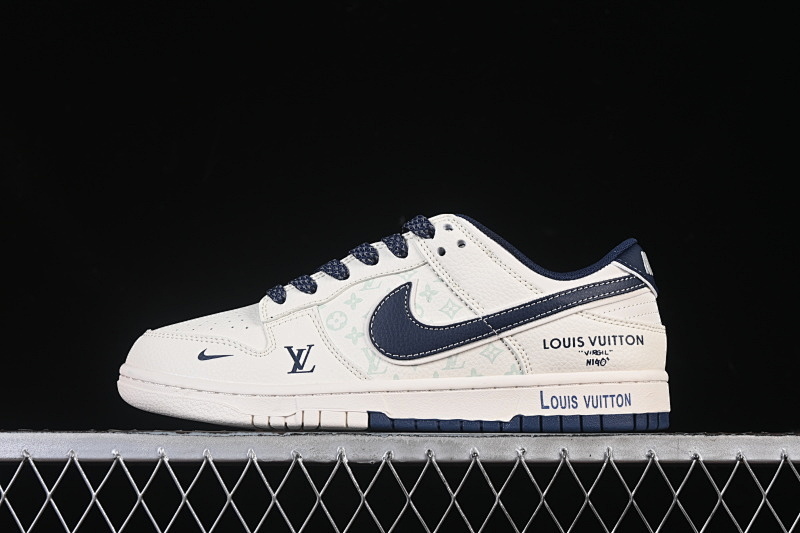 Nike SB DUNK LOW WHITE/BLACK · HT5088-610, photo 1