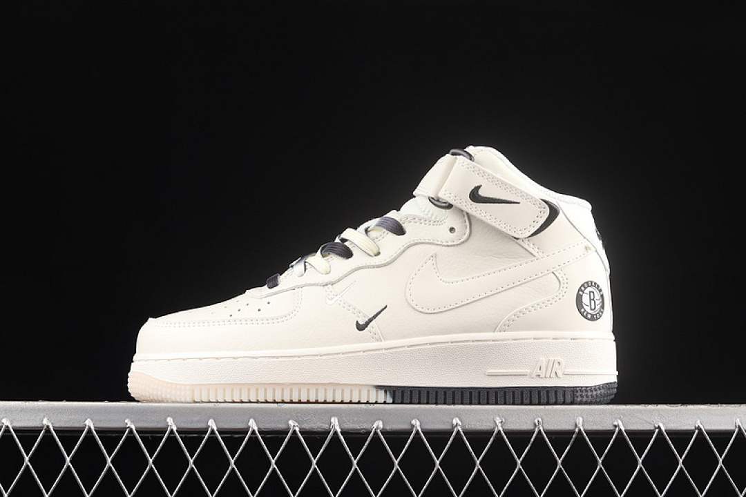 Nike [NT2969-013]-[AIR FORCE 1 07 MID BEIGE/BEIGE/BLACK]-[WOMAN:36-39]-[MAN:40-45], photo 1