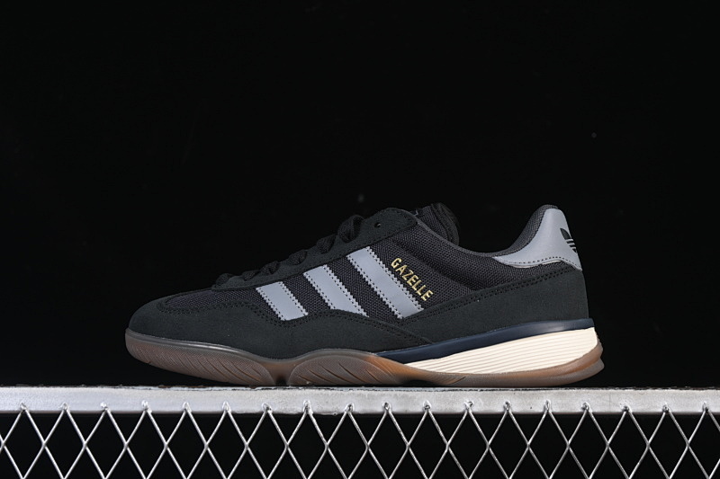 Adidas GAZELLE SALA CORE BLACK/GREY THREE/GUM 5 · JQ0886, photo 1