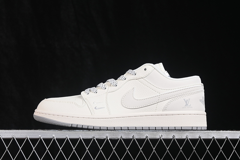 Jordan AIR Jordan 1 LOW OG SP CASUAL SNEAKERS WHITE/WHITE · XX3168-169, photo 1