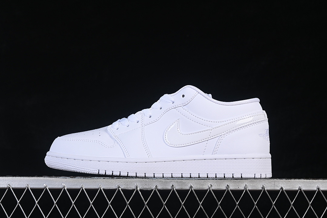 Jordan Jordan [DV0990-111]-[ 1 LOW WHITE/WHITE/WHITE]-[WOMAN:35.5-39]-[MAN:40-47.5], photo 1