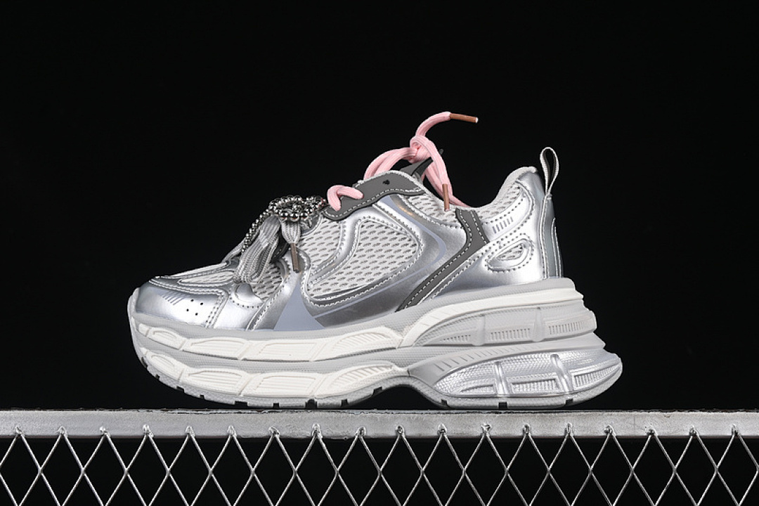 Unbranded [G25S2507]-[GG-CC WHITE/GREY/SILVER/PINK]-[WOMAN:35-40], photo 1