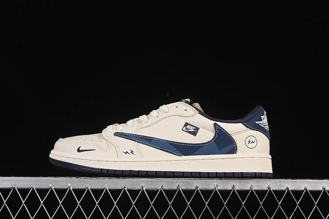 Jordan TRAVIS SCOTT X FRAGMENT DESIGN AIR Jordan 1 LOW OG SP WHITE/BLUE · LD2025-022, photo 1
