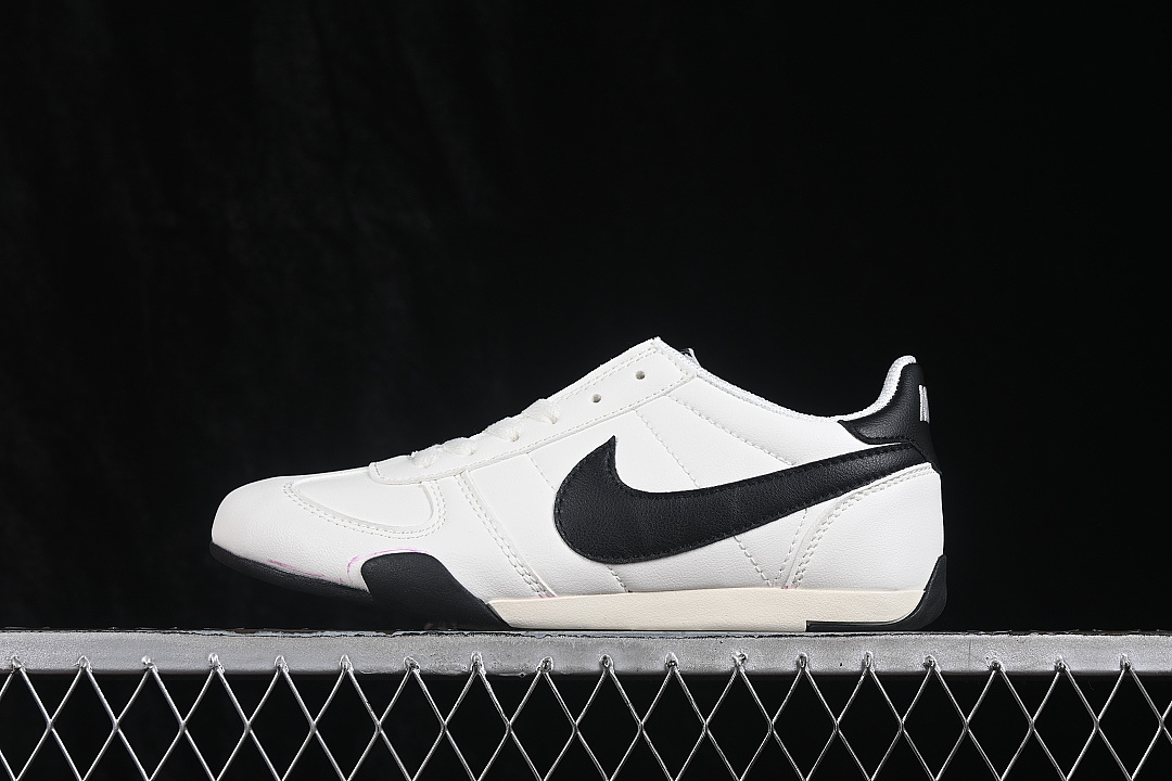 Unbranded [IB7102-100]-[SPRINT SISTER CASUAL LIFE SHOES BLACK/WHITE]-[WOMAN:35.5-39]-[MAN:40-41], photo 1
