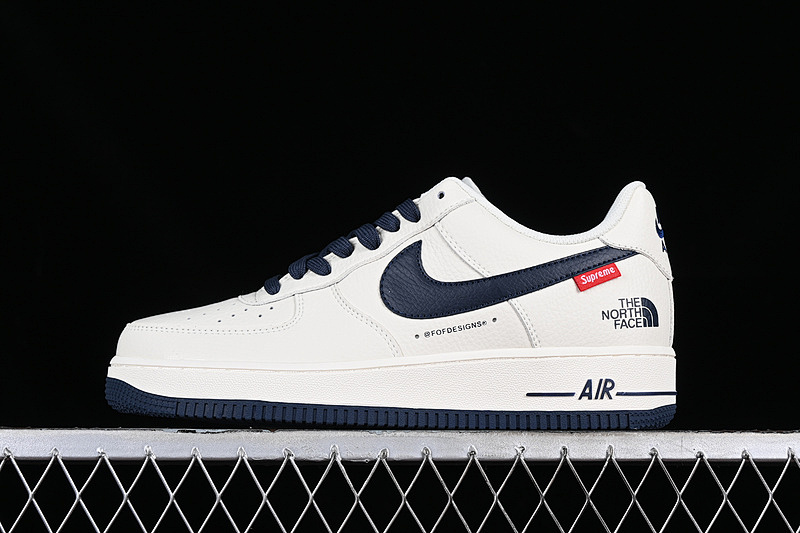 Nike Nike SUPREME THE NORTH FACE AIR FORCE 1 07 LOW GREY/BLACK · SU2305-005, photo 1