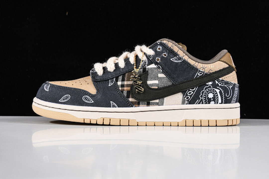 Unbranded [CT5053-001]-[H12 SB DUNK LOW TRAVIS SCOTT BLACK/PARACHUTE BEIGE-PETRA (BROWN]), photo 1
