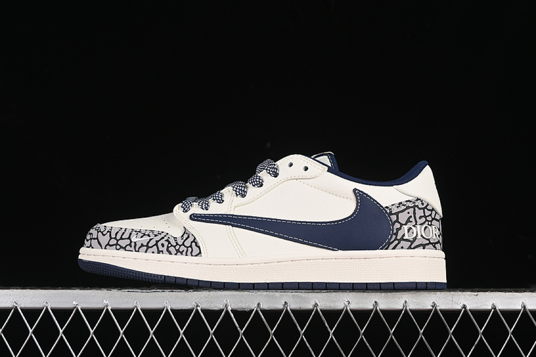Jordan TRAVIS SCOTT X FRAGMENT DESIGN AIR Jordan 1 LOW OG SP WHITE/BLUE/GREY · CF3688-029, photo 1