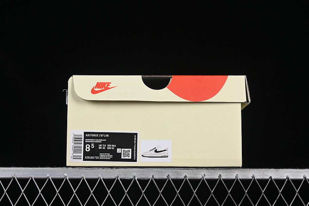 Nike [XZ6188-720]-[AIR FORCE 1 07 LOW BLACK/GOLD]-[WOMAN:36-39]-[MAN:40-45] - Image 12