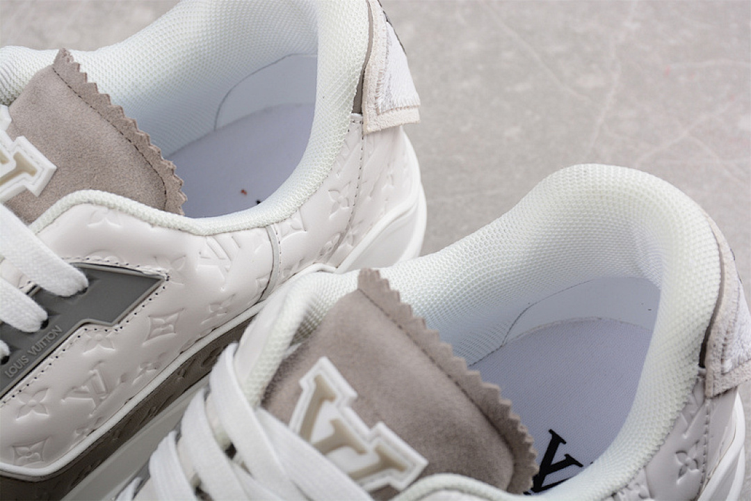 Louis Vuitton [L*V TRAINER LOW SNEAKER WHITE/WHITE/GREY]-[WOMAN:35-39]-[MAN:40-45] - Image 8