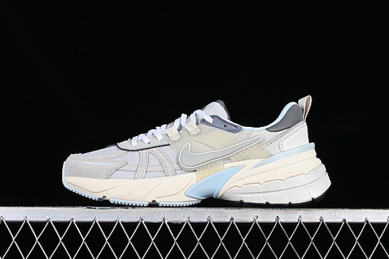 V2K RUNTEKK 3XL WHITE/GREY/BLUE · FZ3596-072, photo 1