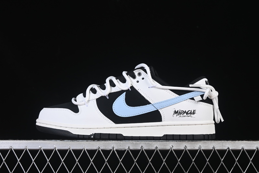 Unbranded [WB0515-088]-[SB DUNK LOW JUST DO IT WHITE/BLUE/BLACK]-[MAN:40-46], photo 1