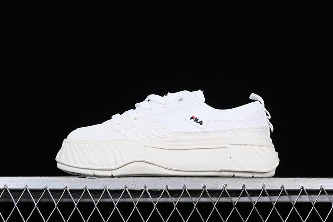Fila [F12W322301FWA]-[FILA FUSION NON SLIP RETRO CANVAS SHOES WHITE]-[WOMAN:35.5-39]-[MAN:40-45], photo 1