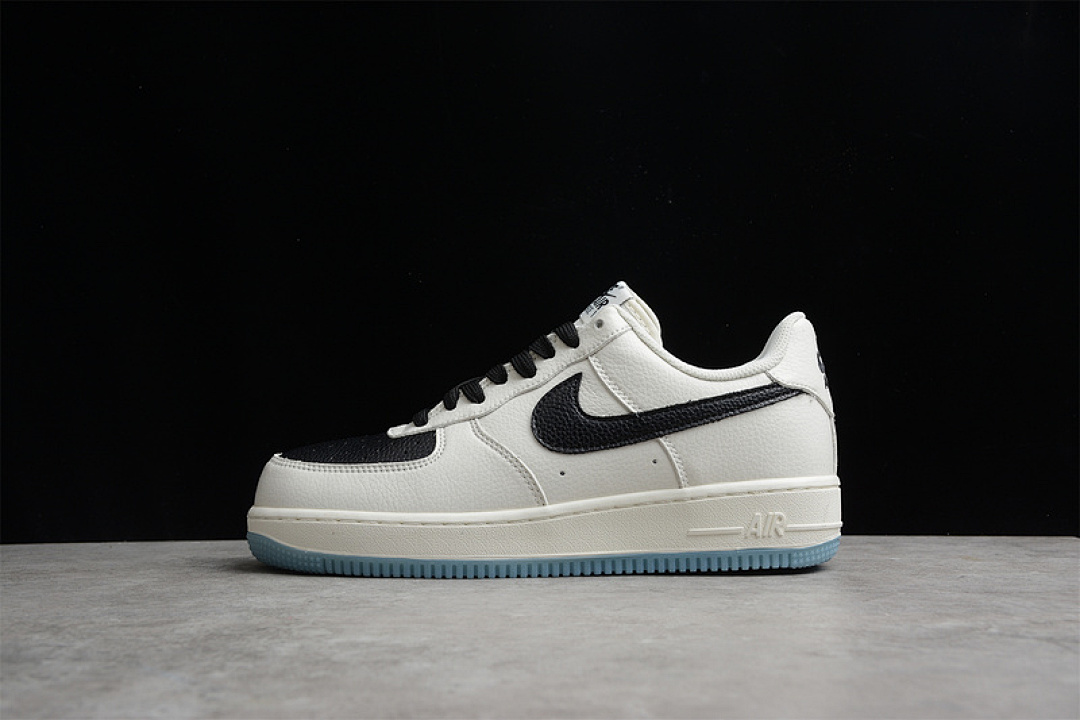 Nike [CU6603-113]-[AIR FORCE 1 LOW 07 WHITE/BLACK/BLUE]-[WOMAN:36-39]-[MAN:40-45], photo 1
