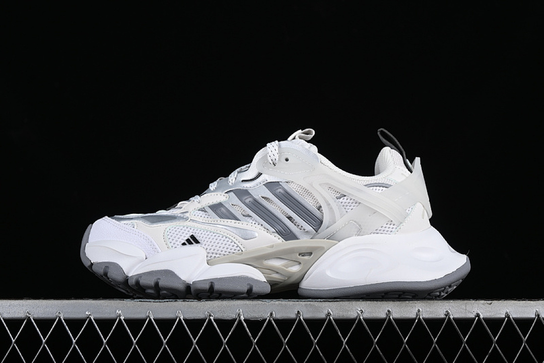 Unbranded [JP5761]-[VENTO XLG DELUXE WHITE/GREY/SILVER]-[WOMAN:35-39]-[MAN:40-45], photo 1