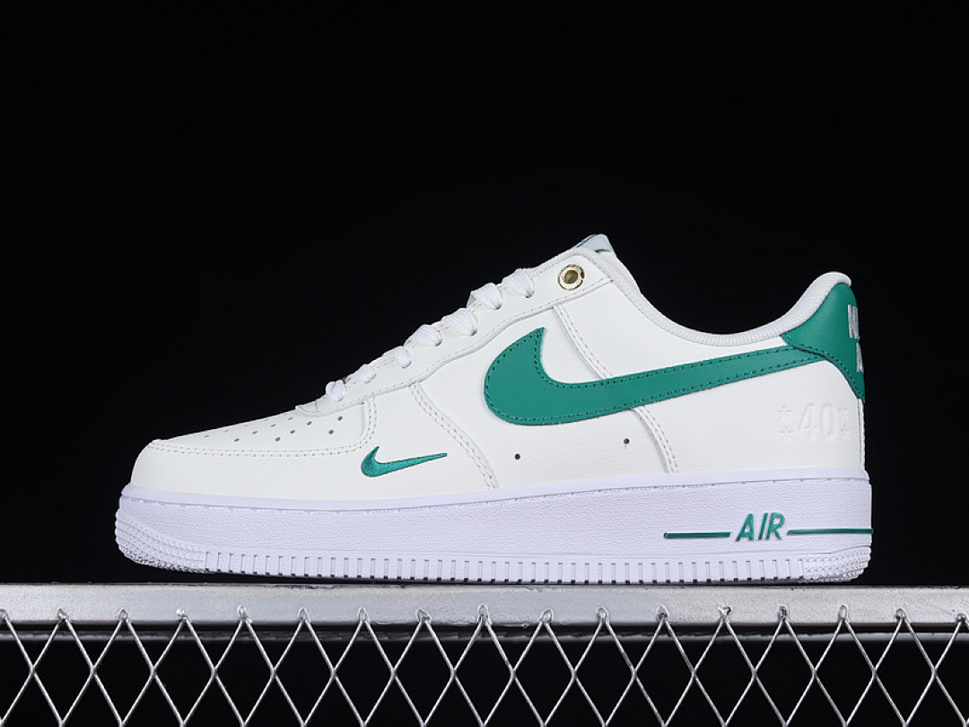 Nike [BQ7582-101]-[AIR FORCE 1 LOW 07 WHITE/WHITE/GREEN]-[WOMAN:36-39]-[MAN:40-45], photo 1