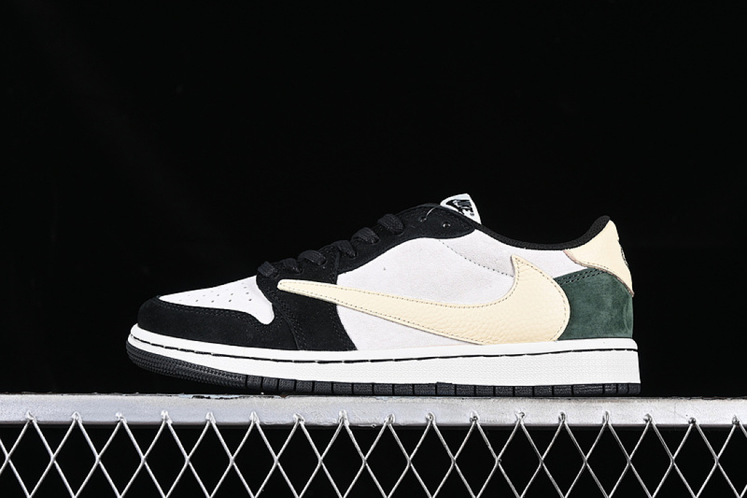 Jordan TRAVIS SCOTT AIR Jordan 1 LOW OG WHITE/BLACK/YELLOW · DM7866-678, photo 1