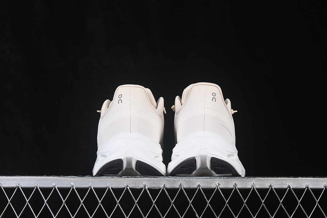 On Running [ON CLOUDTILT CASUAL URBAN RUNNING SHOES BEIGE/CREAM]-[MAN:40-45] - Image 13