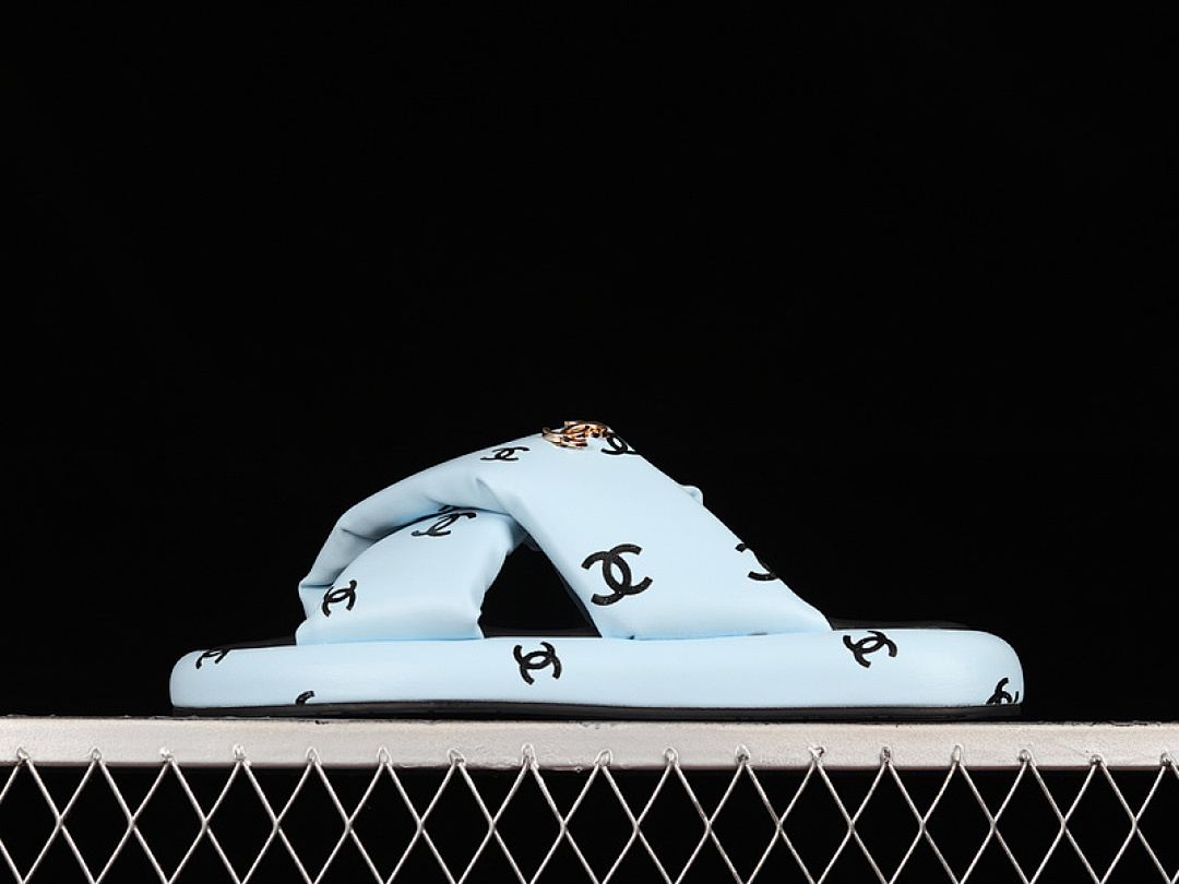 Chanel Chanel [ 22 PLATFORM SLIP-ON SLIPPERS SKY BLEUE/BLACK/SKY BLUE]-[WOMAN:35-40], photo 1