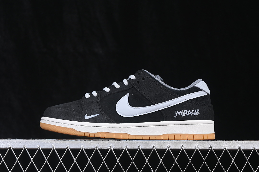 Nike DUNK LOW CASUAL SNEAKERS BLACK/INKINESS · HF3063-001, photo 1