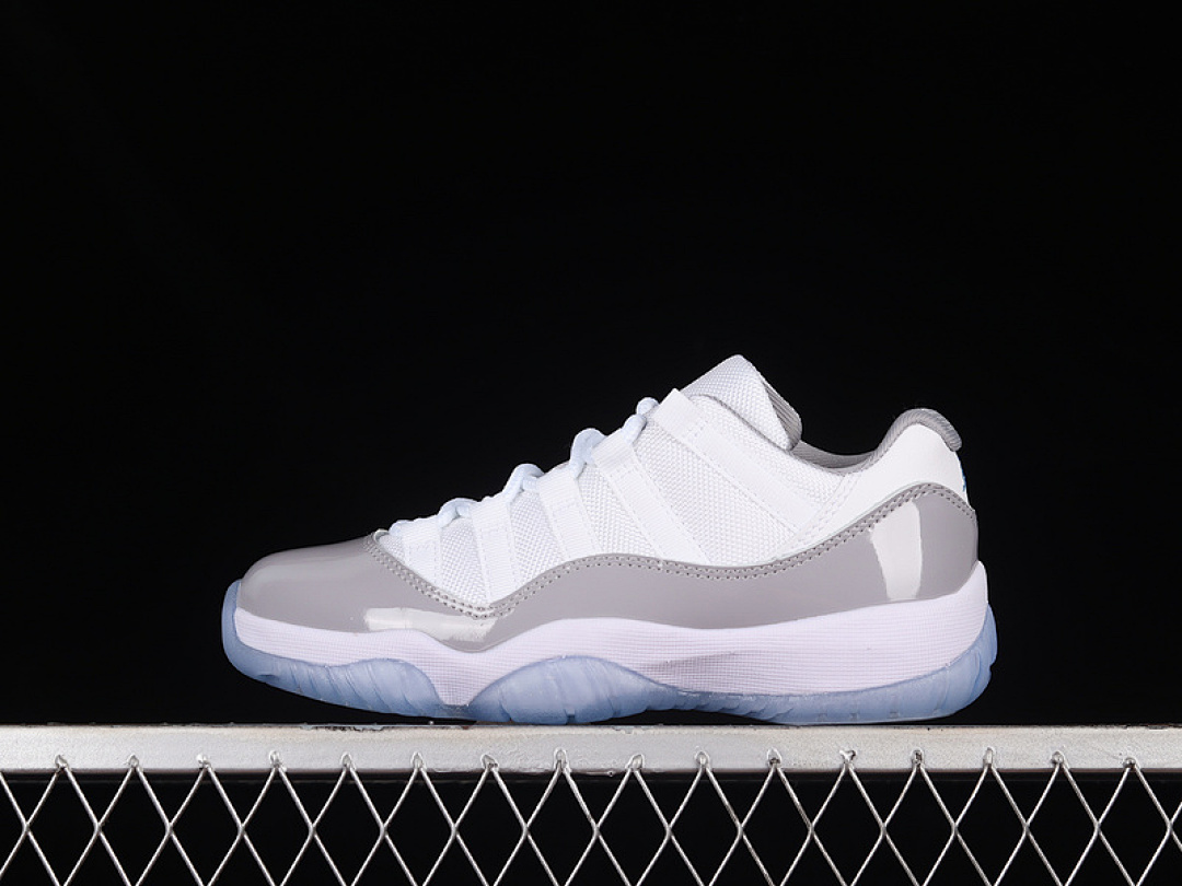 Jordan [AV2187-140]-[AIR JORDAN 11 LOW CEMENT GREY/WHITE/BLUE]-[WOMAN:36-39], photo 1