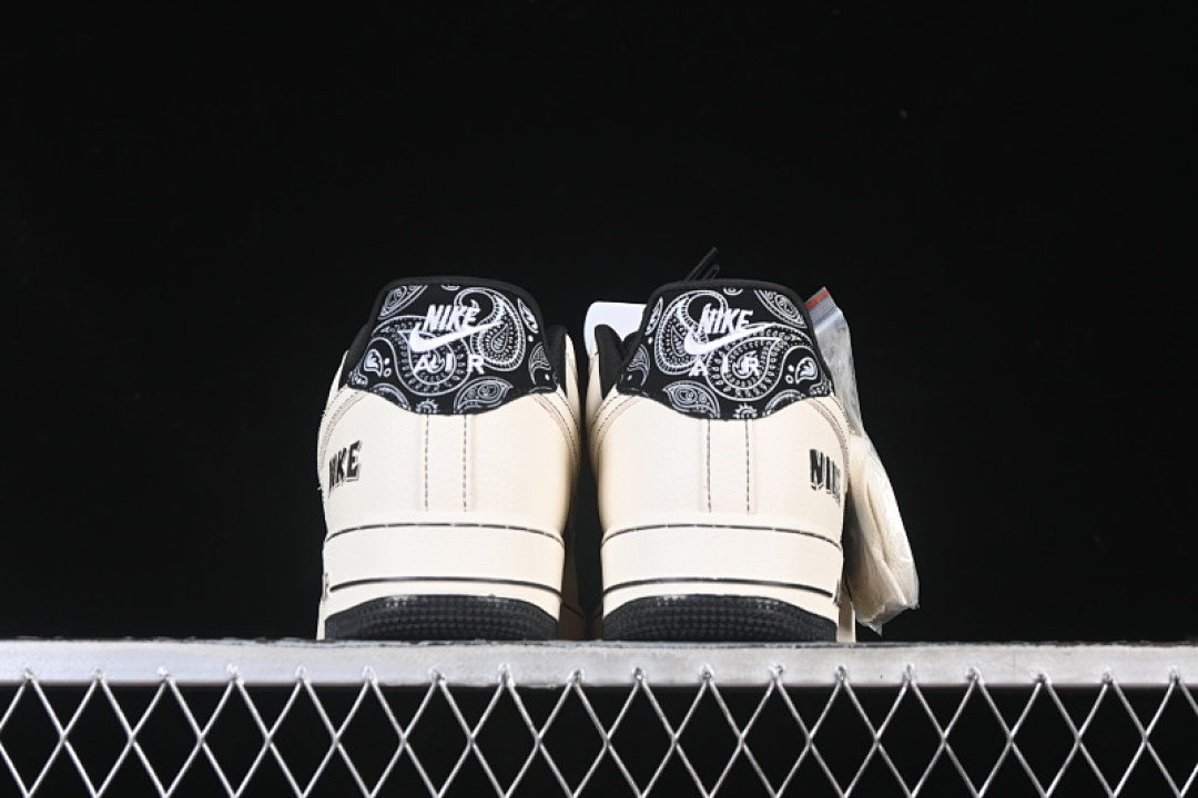 Nike [ZD1988-005]-[AIR FORCE 1 07 LOW WHITE/BLACK]-[WOMAN:36-39]-[MAN:40-45] - Image 14