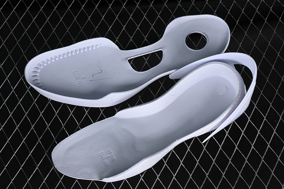 Nike [FJ9364-100]-[KOBE 8 SYSTEM WHITE]-[MAN:39-46] - Image 3