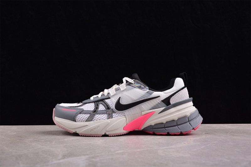 V2K RUNTEKK RUN WHITE/BLACK/GREY/PINK · FD5061-100, photo 1