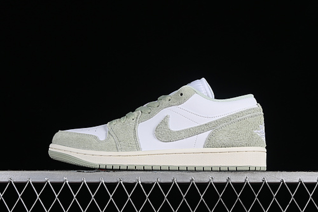 Jordan [FN5214-131]-[AIR JORDAN 1 LOW WHITE/SEAFOAM/SAIL]-[WOMAN:36-39]-[MAN:40-46], photo 1