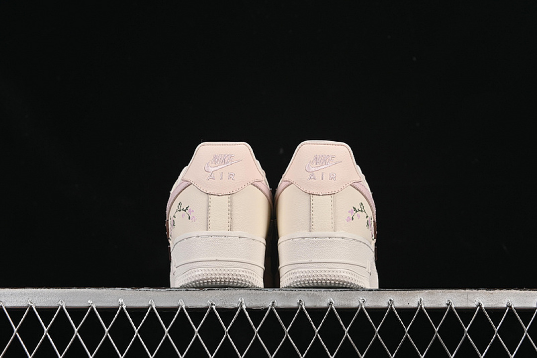 Nike [FV8110-182]-[AIR FORCE 1 07 LOW LIGHT PINK FLOWERS BEIGE/PINK]-[WOMAN:36-39]-[MAN:40-45] - Image 14
