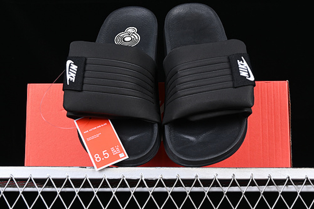 Nike [DQ9624-001]-[OFFCOURT ADJUST BLACK/WHITE]-[WOMAN:36-39]-[MAN:40-44] - Image 3